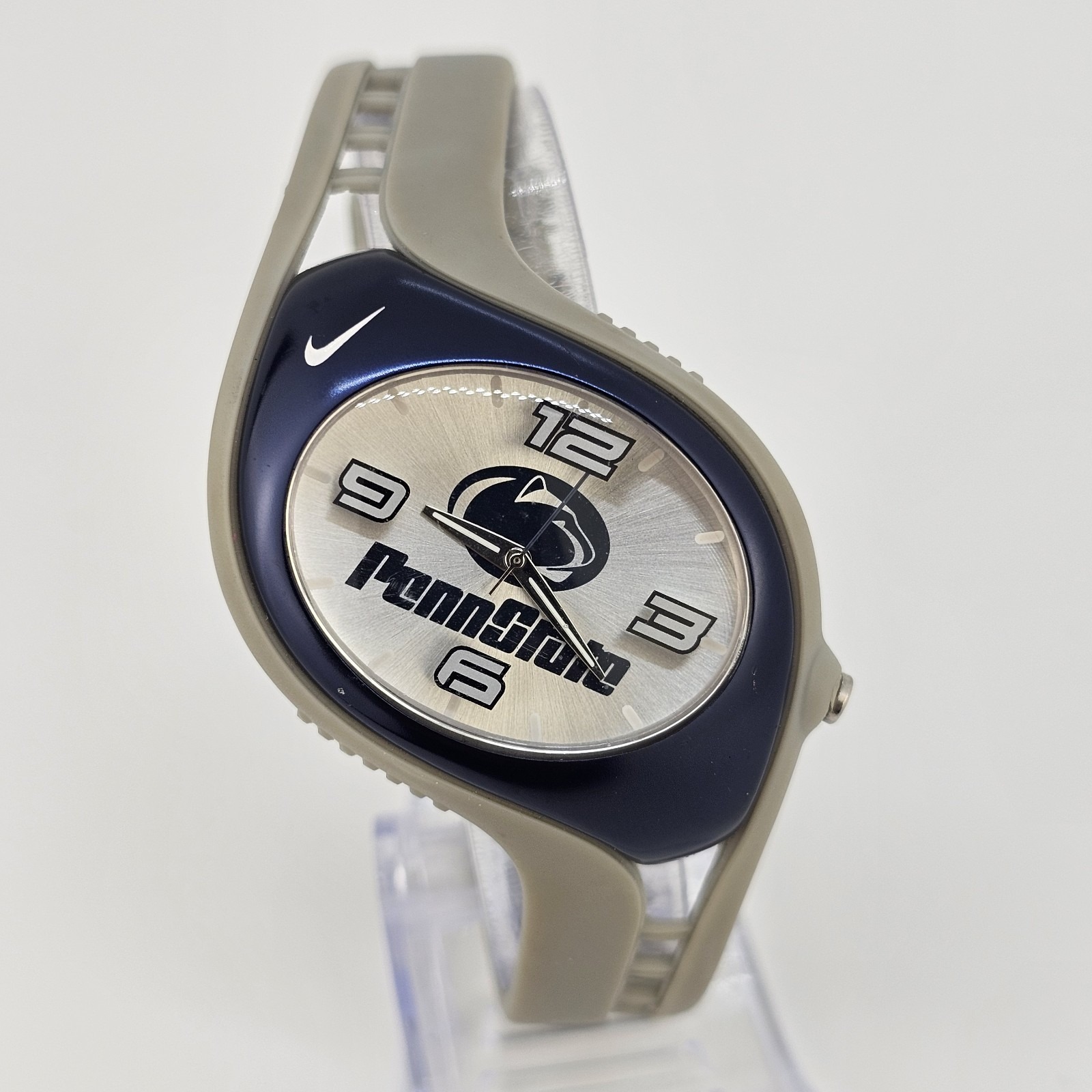 Penn State Nike Unisex Analog Watch 42mm Gray Dial Plastic Bands New Battery